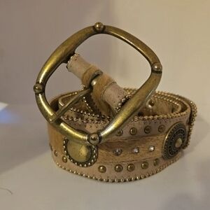 Kathy Van Zeeland Women’s Belt Western Studded Gold Tone Bohemian Medium. O